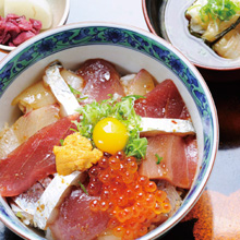 ���� ���K